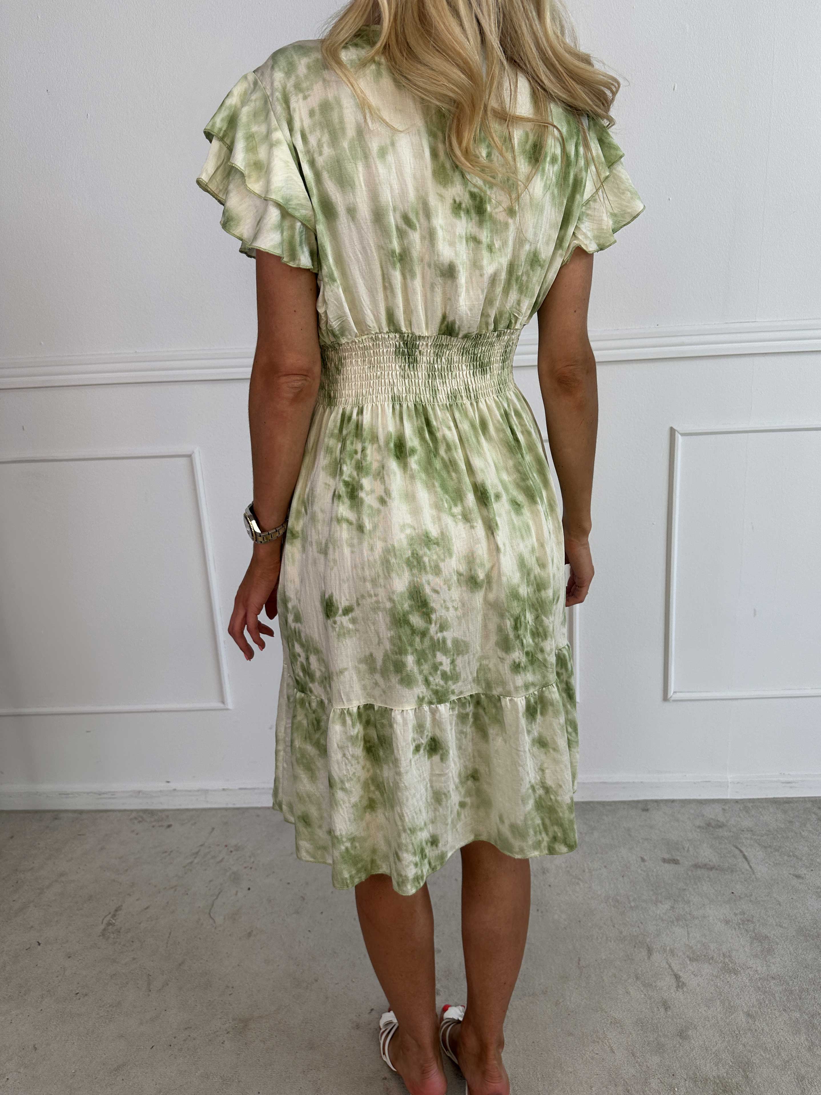 Palina Batik Short - Mønstret kjole i viskose med smock
